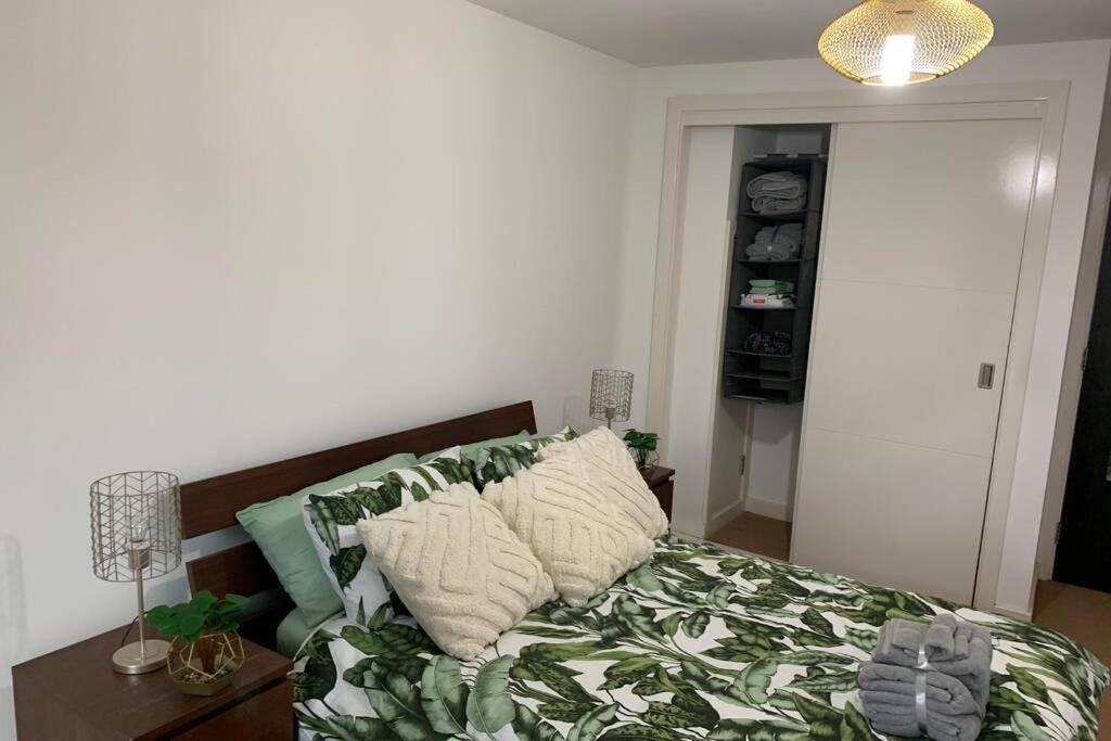 1988 Homes - Milend London Ngoại thất bức ảnh