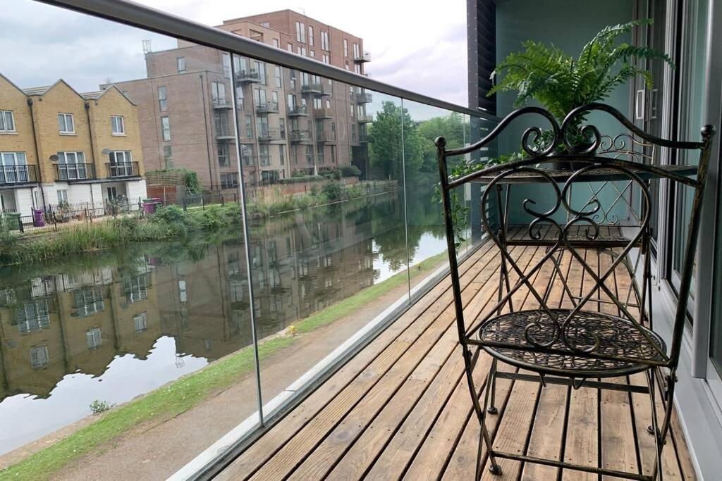 1988 Homes - Milend London Ngoại thất bức ảnh